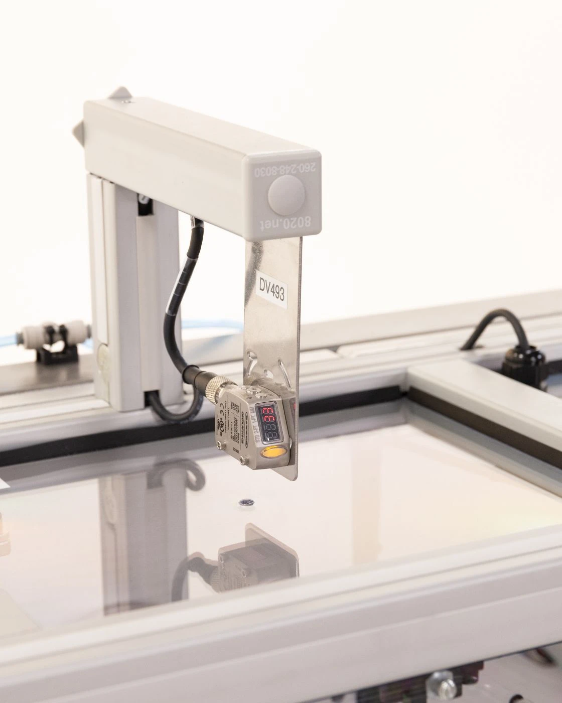 Close up shot of the FW-5050 Floss Winder.